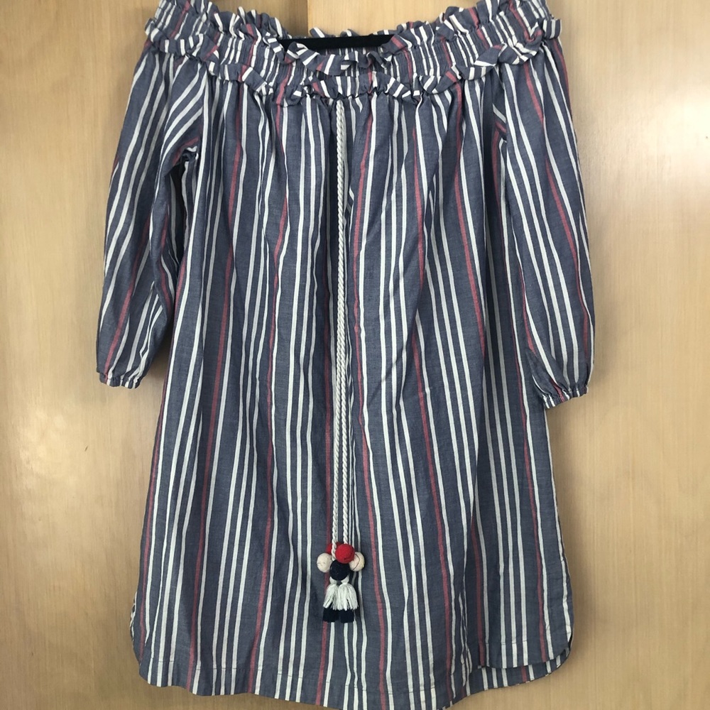 Off shoulder dress